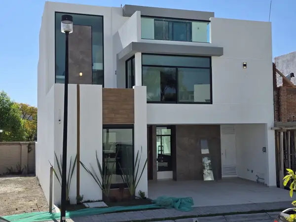 Casa en venta en Parque Nayarit, Lomas de Angelópolis, San Andrés Cholula