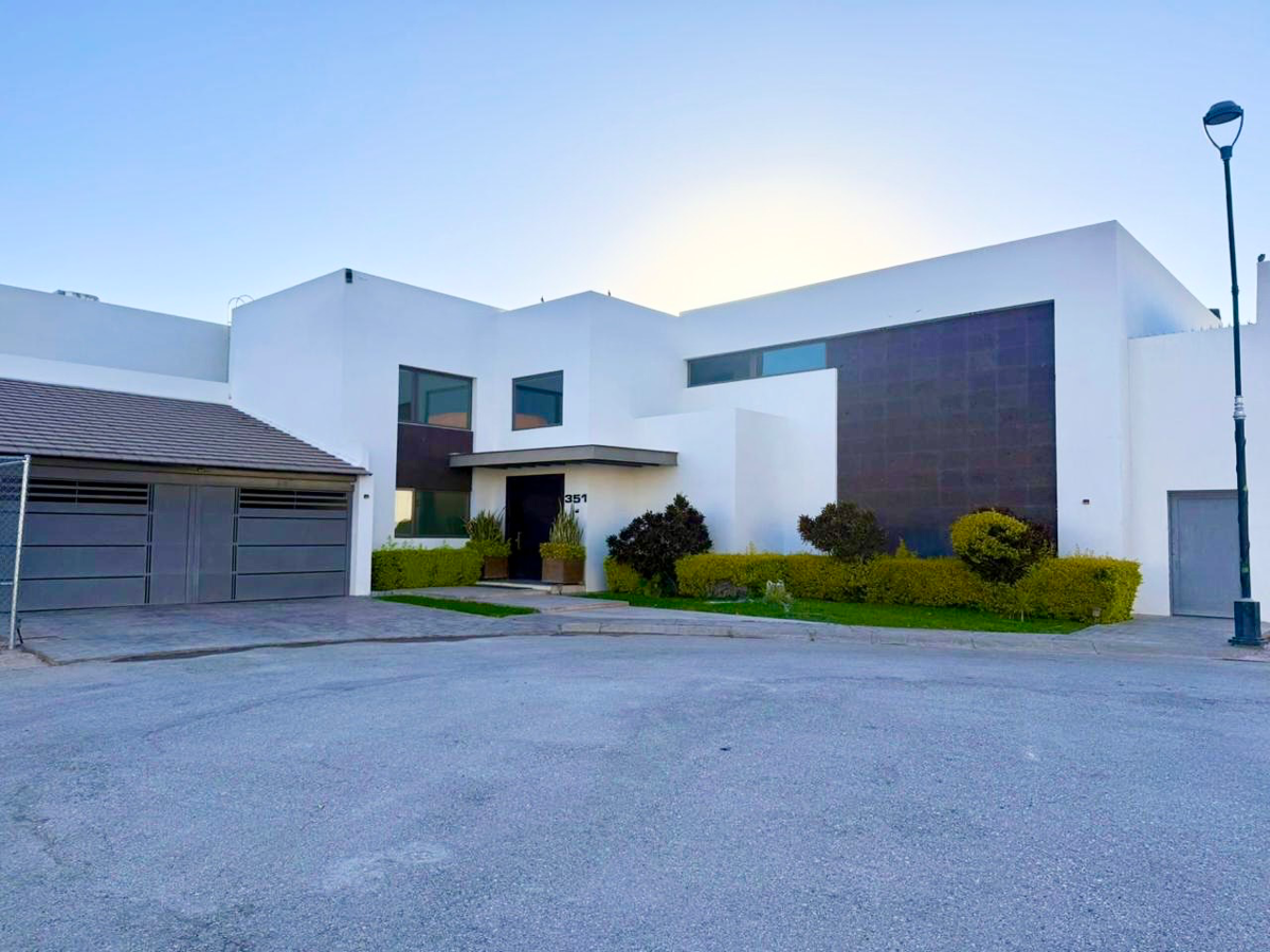 Casa en venta en Hacienda del Rosario, Torreón — foto 1 de 31