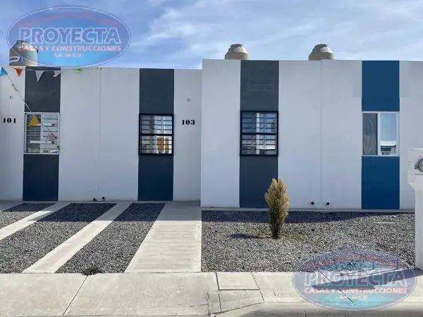 Casa en Venta Cerca del Carril 2000 en Esquina, Frac. Galicia