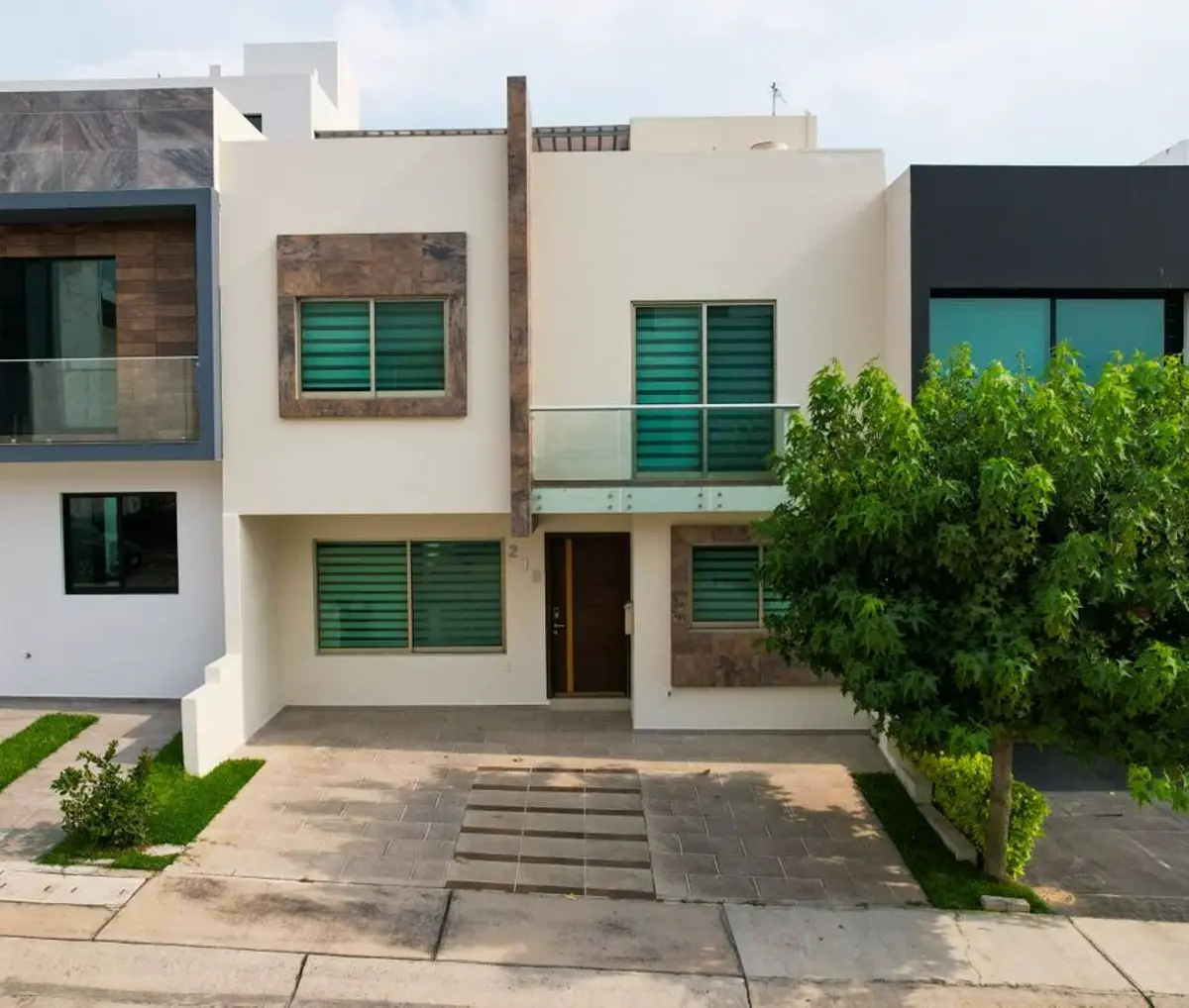 Casa en venta en Valle Imperial, Zapopan — foto 1 de 34