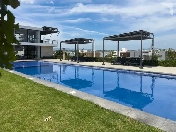 Terreno en venta en Valle Imperial, Zapopan — foto 3 de 8