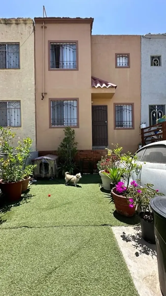 Casa en venta en Hacienda Acueducto, Tijuana — foto 1 de 15