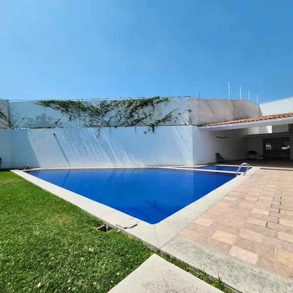 Casa en Condominio en Venta en Jiutepec, Morelos - 4 Recámaras, Alberca. Casa en Condominio en Venta en Jiutepec, Morelos - 4 Recámaras, Alberca.