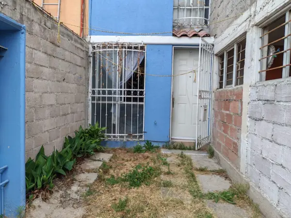 Casa en venta en Ciudad Galaxia los Reyes, Chicoloapan — foto 2 de 38