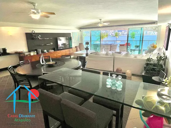Departamento en venta en Playa Guitarrón, Acapulco de Juárez — foto 3 de 121