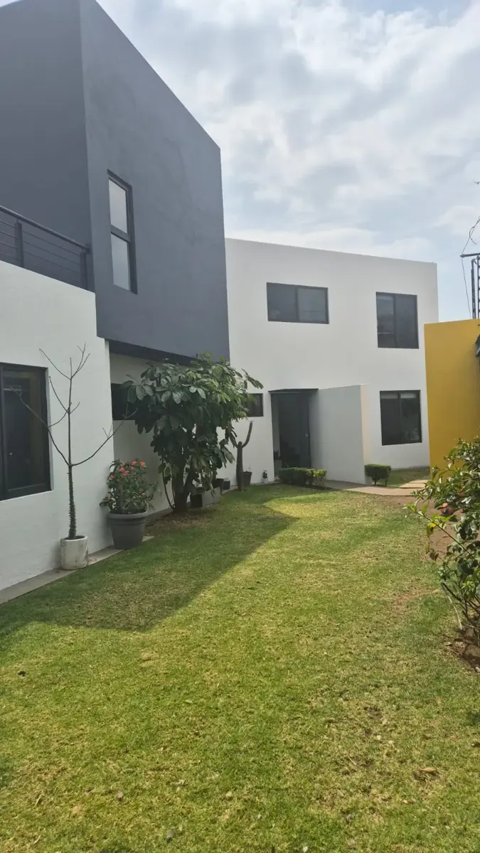 Casa en venta en Jardines de Ahuatlán, Cuernavaca — foto 1 de 20