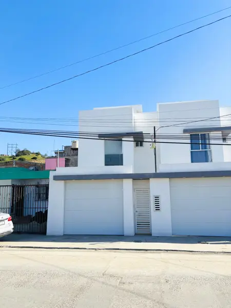 Casa en venta en Rincon Dorado, Tijuana — foto 2 de 23