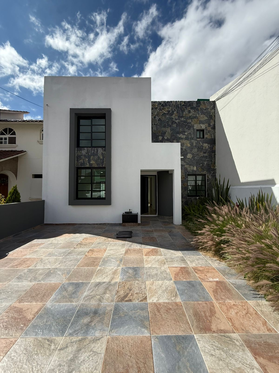 Casa en venta en Arboledas de San Javier, Pachuca de Soto — foto 1 de 11