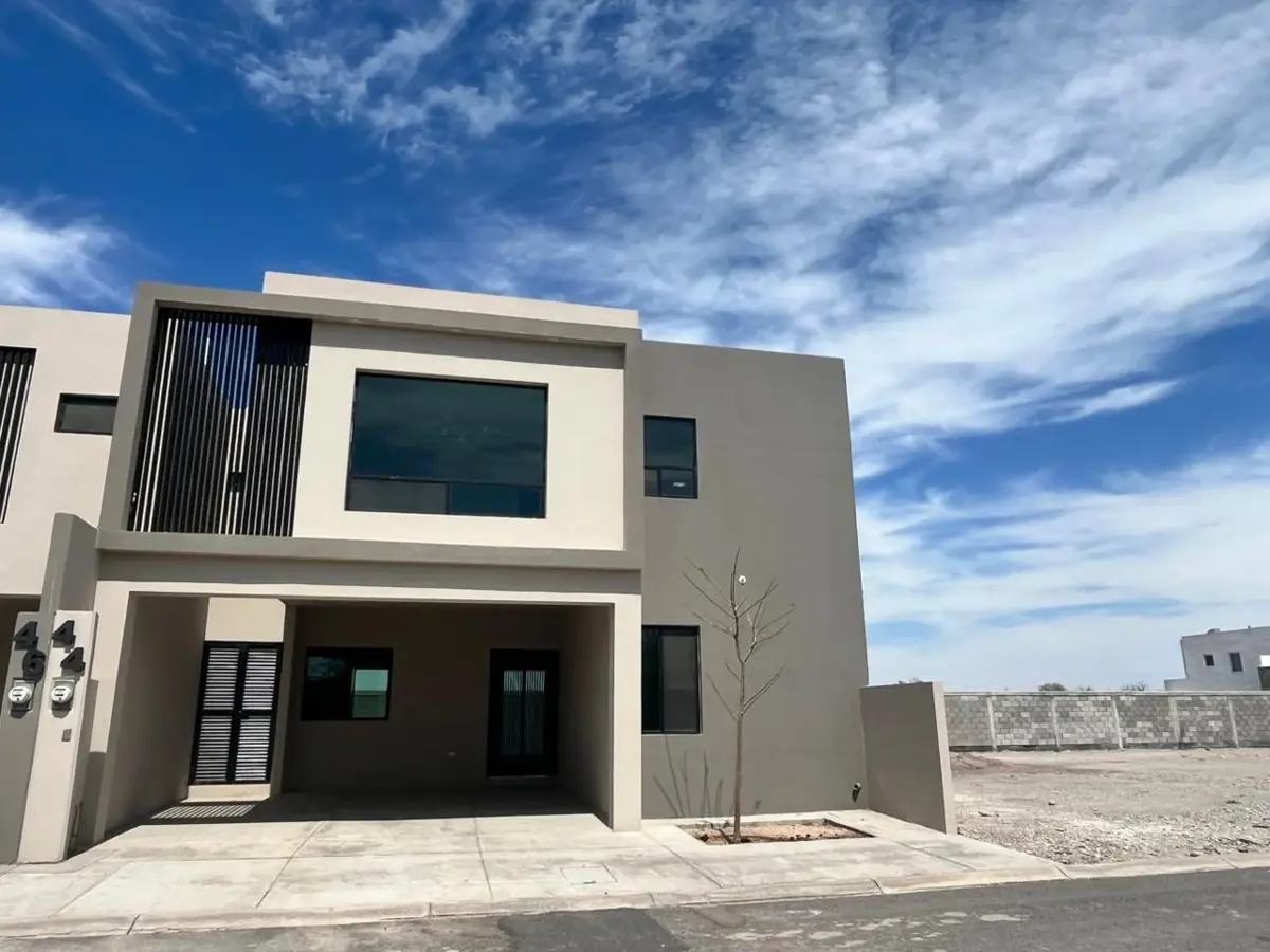 Casa en venta en Rincón las Trojes, Torreón — foto 1 de 16