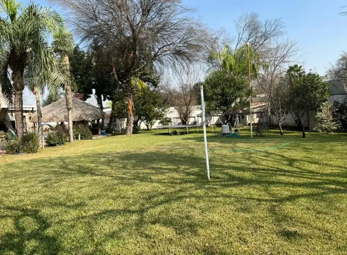 Quinta en venta en Jardines de la Silla (Jardines), Juárez — foto 1 de 13