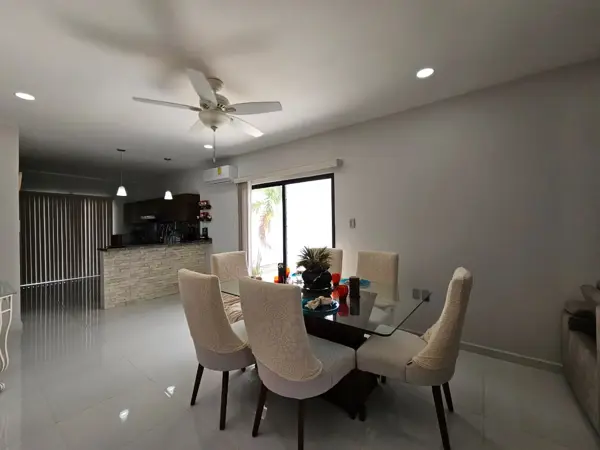 Casa en venta en Las Lomas Residencial, Alvarado — foto 2 de 29