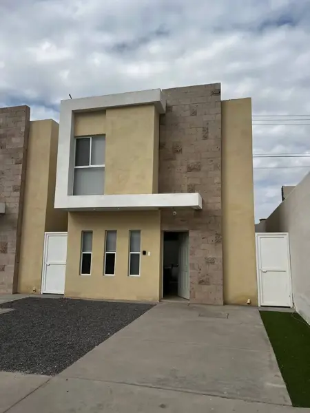 Casa en venta en Loma Real, Torreón — foto 2 de 12