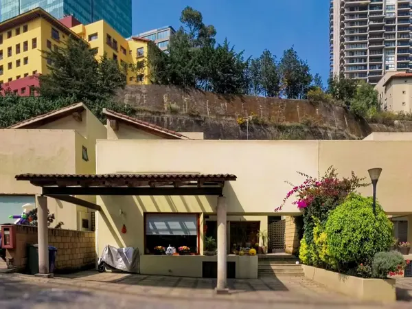 Venta de Preciosa Residencia en Santa Fe