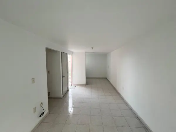 Casa en venta en Hacienda del Bosque, Tecámac — foto 3 de 31