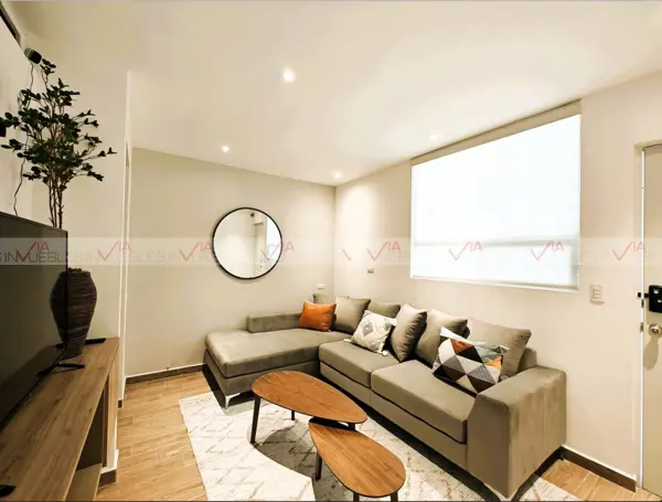 Casa en venta en Lazaro Garza Ayala, San Pedro Garza García — foto 2 de 17