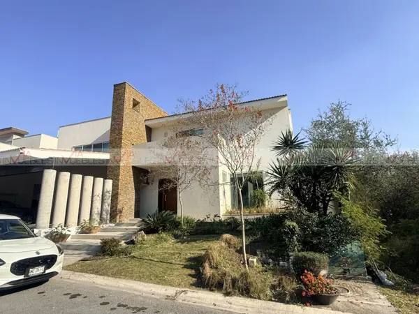 Casa en venta en Sierra Alta, Monterrey — foto 2 de 35