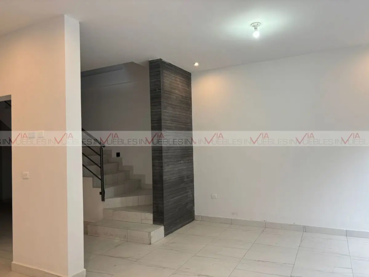 Casa en venta en Cumbres Elite Premier, García — foto 1 de 21