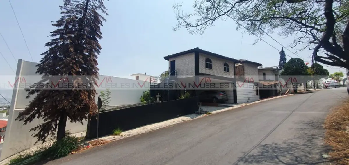 Casa en venta en Las Cumbres, Monterrey — foto 1 de 6