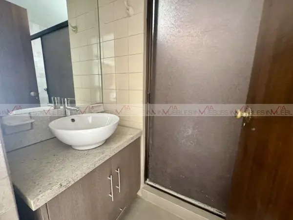 Casa en renta en Fuentes del Valle, San Pedro Garza García — foto 3 de 18