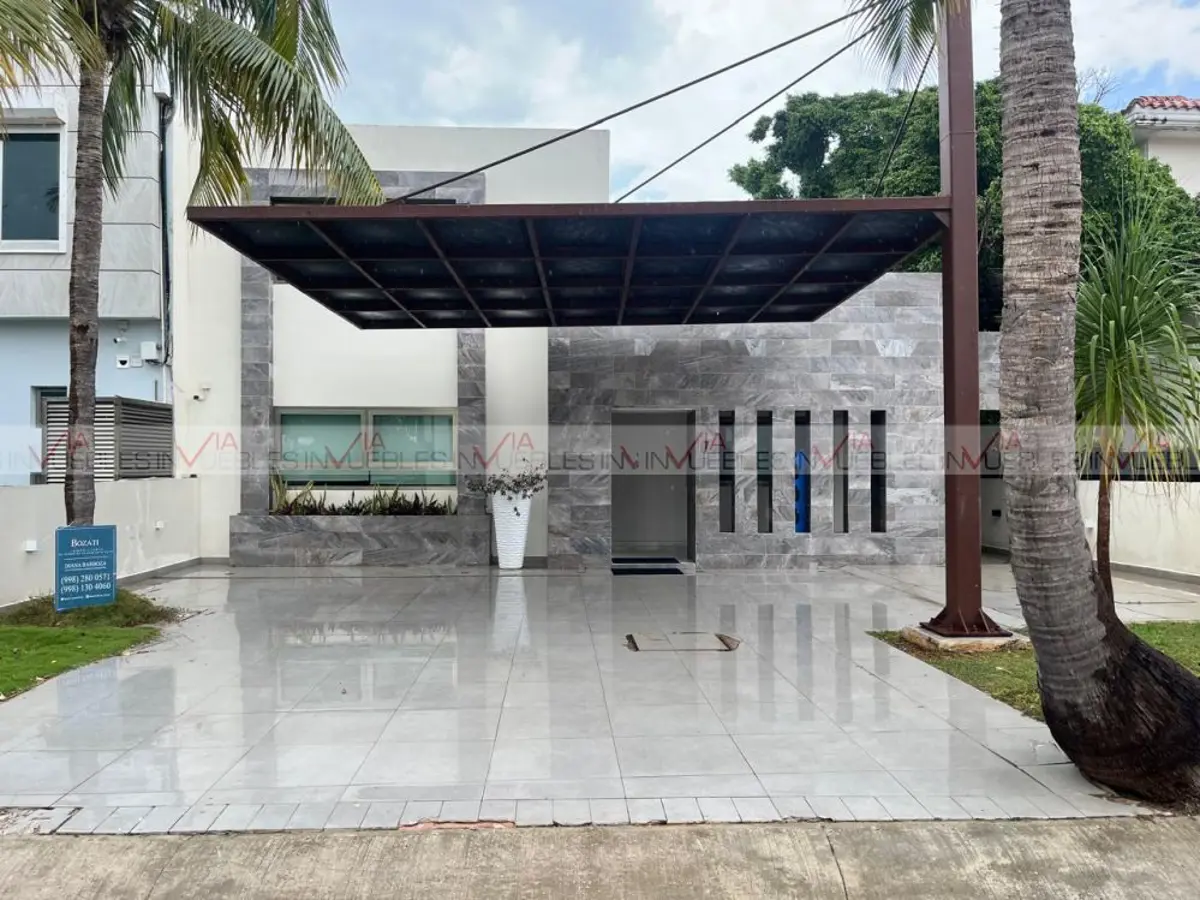 Casa en venta en Cancún Centro, Benito Juárez — foto 1 de 16