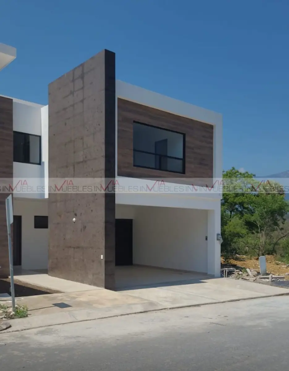 Casa en venta en Yerbaniz, Santiago — foto 1 de 24