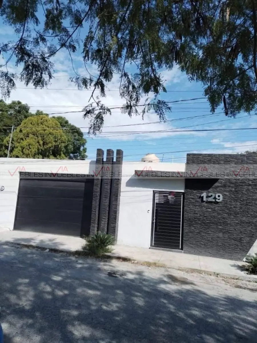 Casa en venta en Rincon de la Sierra, Guadalupe — foto 1 de 10