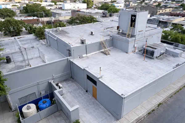 Edificio en venta en Centro, Monterrey — foto 2 de 16