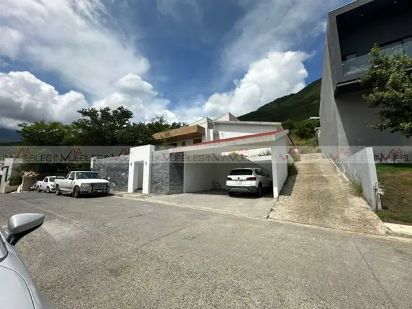 Casa en venta en Bosquencinos, Monterrey — foto 2 de 14