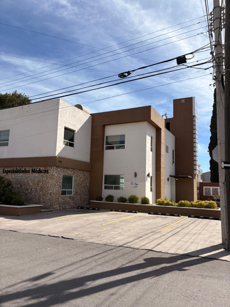 Edificio en renta en Republica Poniente, Saltillo — foto 2 de 15