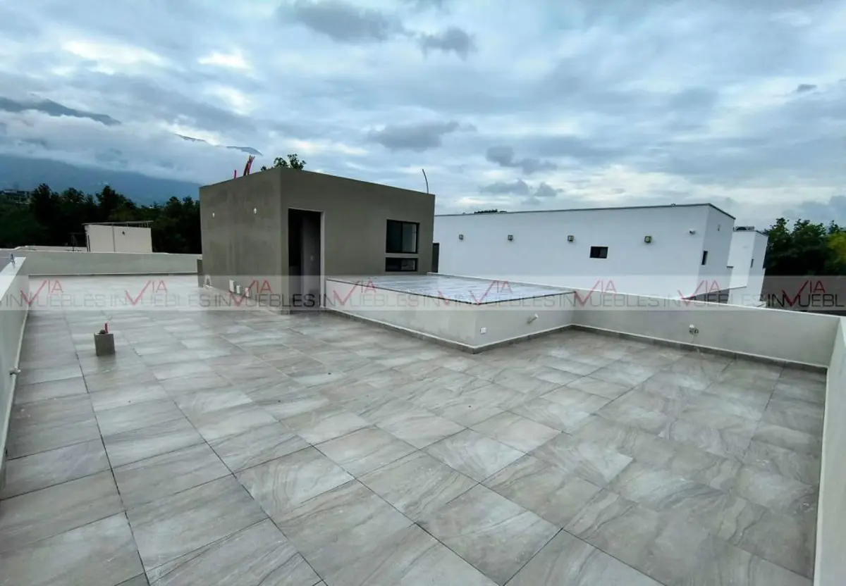 Casa en venta en El Barrial, Santiago — foto 1 de 18