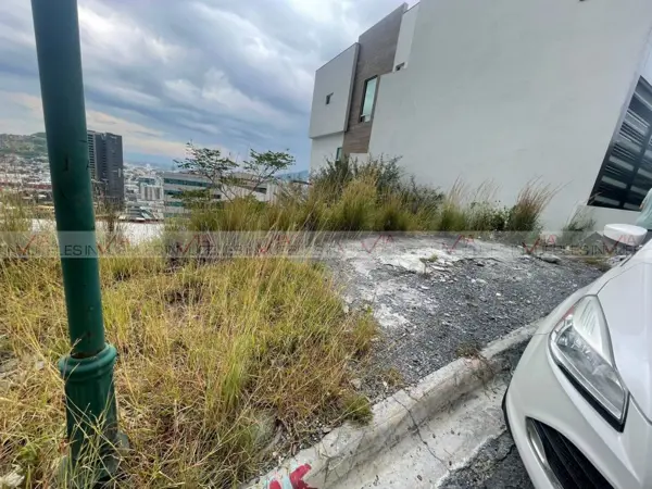 Terreno en venta en Lomas de Montecristo, Monterrey — foto 2 de 17
