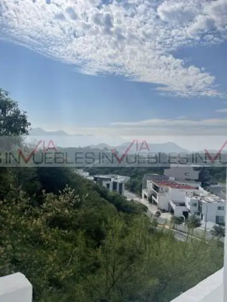 Casa en venta en Lomas de Valle Alto, Monterrey — foto 2 de 13