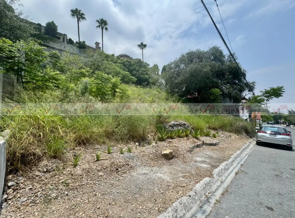 Terreno en venta en Colonial La Sierra, San Pedro Garza García — foto 1 de 12