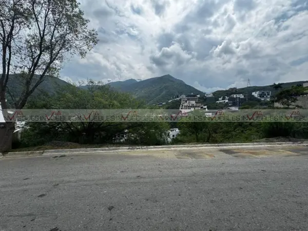 Terreno en venta en Renacimiento, Monterrey — foto 3 de 11