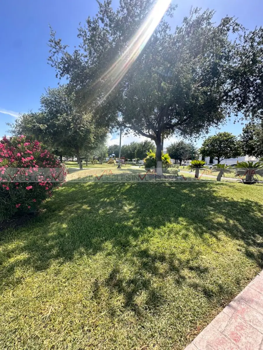 Casa en venta en Los Arrecifes, Apodaca — foto 1 de 27