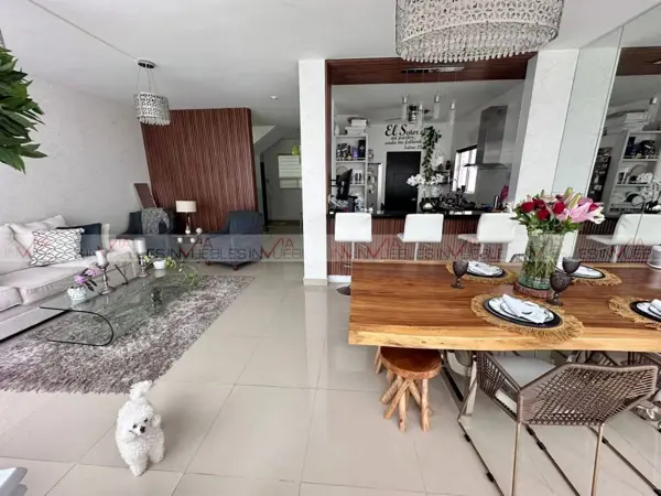 Casa en venta en Privadas del Canada, General Escobedo — foto 2 de 13