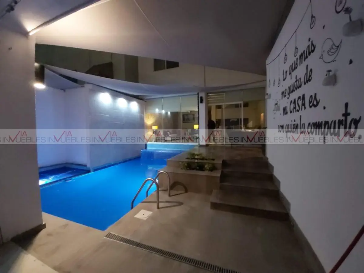 Casa en venta en Privadas del Canada, General Escobedo — foto 1 de 13