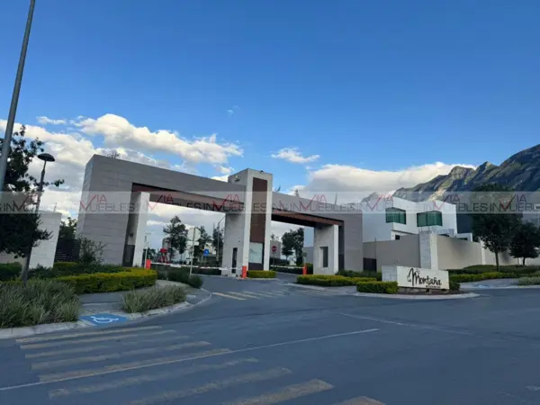 Terreno en venta en La Montaña, García — foto 3 de 10