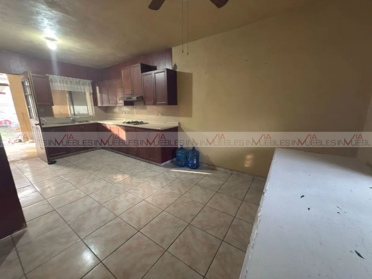 Casa en renta en Cadereyta Jimenez Centro, Cadereyta Jiménez — foto 1 de 14