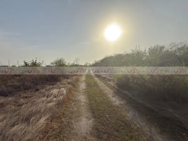 Terreno en venta en San Moisés, Cadereyta Jiménez — foto 3 de 10