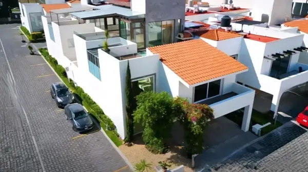 CASA EN BOSQUES DE LA ASUNCIÓN