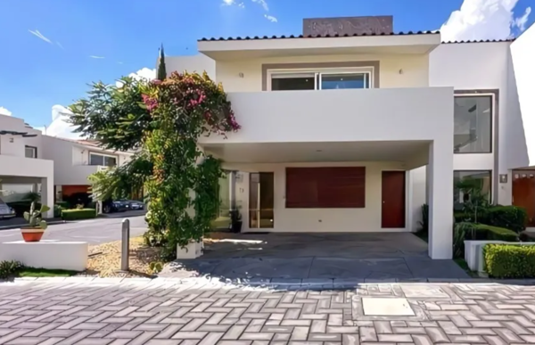 Casa en venta en San Salvador Tizatlalli, Metepec — foto 3 de 26