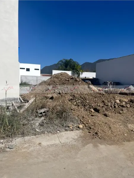 Terreno en venta en Huajuquito o los Cavazos, Santiago — foto 2 de 9