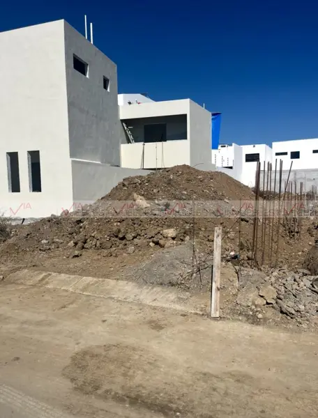 Terreno en venta en Huajuquito o los Cavazos, Santiago — foto 3 de 9