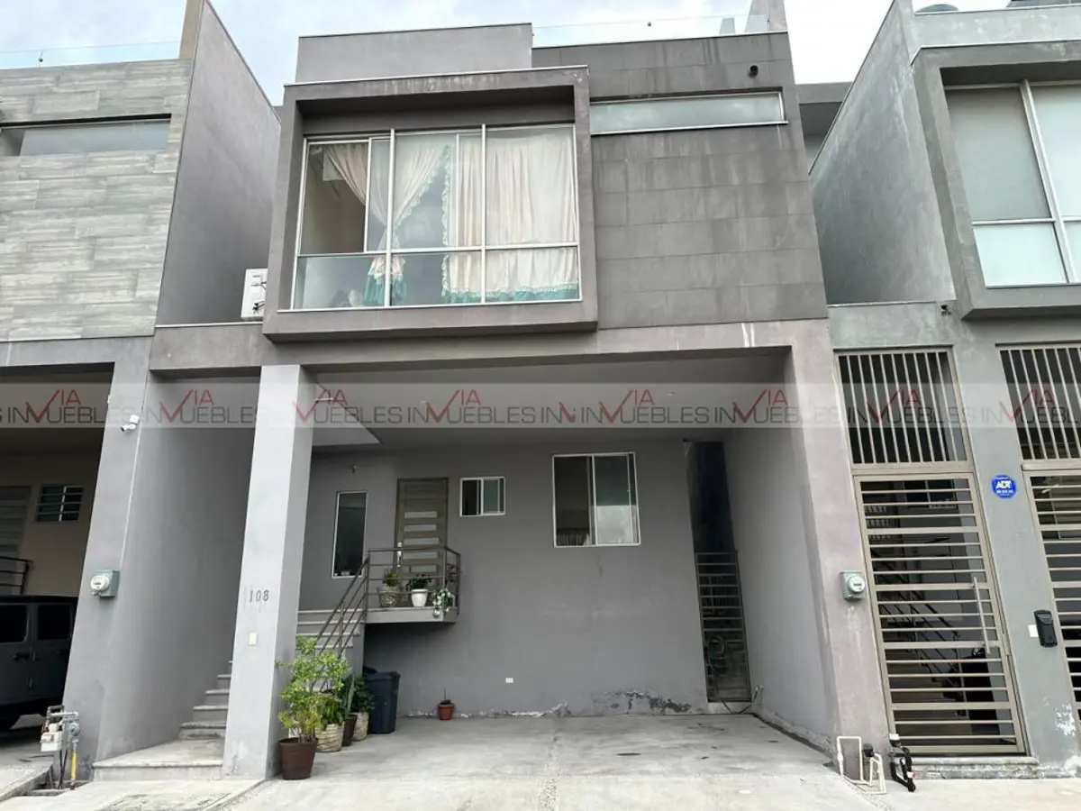 Casa en venta en Cumbres Elite Premier, García — foto 1 de 9
