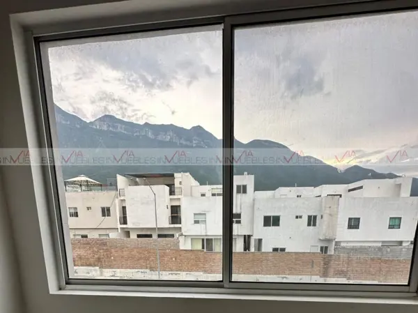 Casa en venta en Cumbres Elite Premier, García — foto 3 de 9