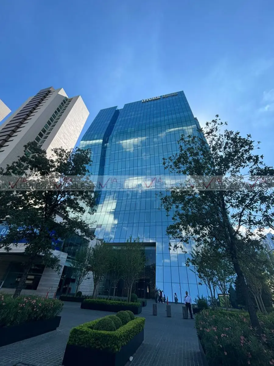 Edificio en renta en Zona Santa Engracia, San Pedro Garza García — foto 1 de 14
