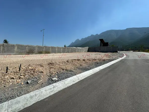 Terreno en venta en Cumbres Calzadas, García — foto 2 de 11