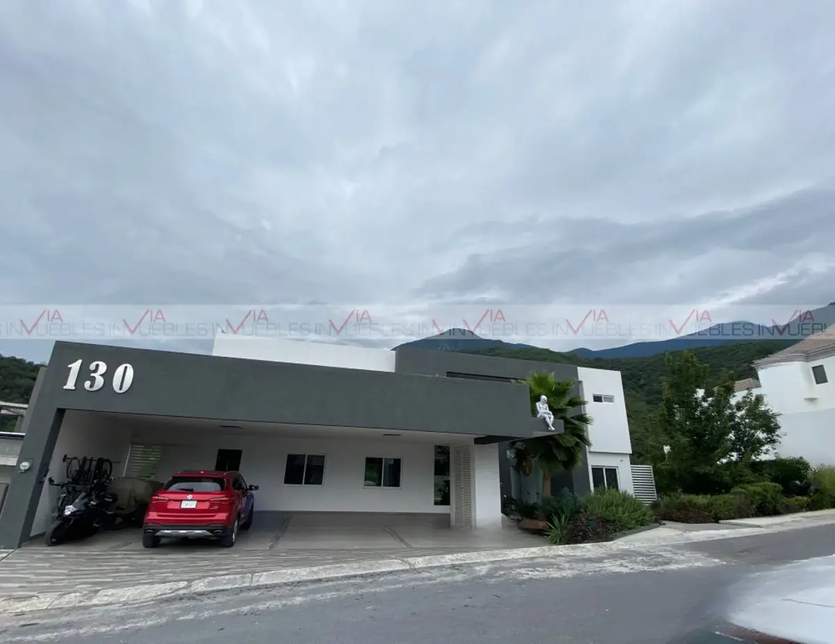 Casa en venta en Sierra Alta, Monterrey — foto 1 de 18