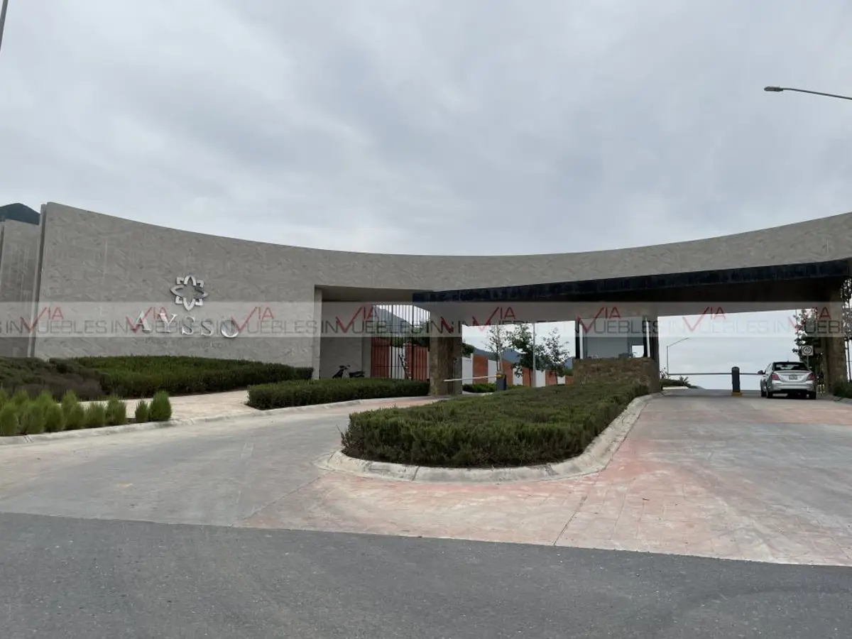 Casa en venta en Bosques de las Misiones Sector Encino, Santiago — foto 1 de 18